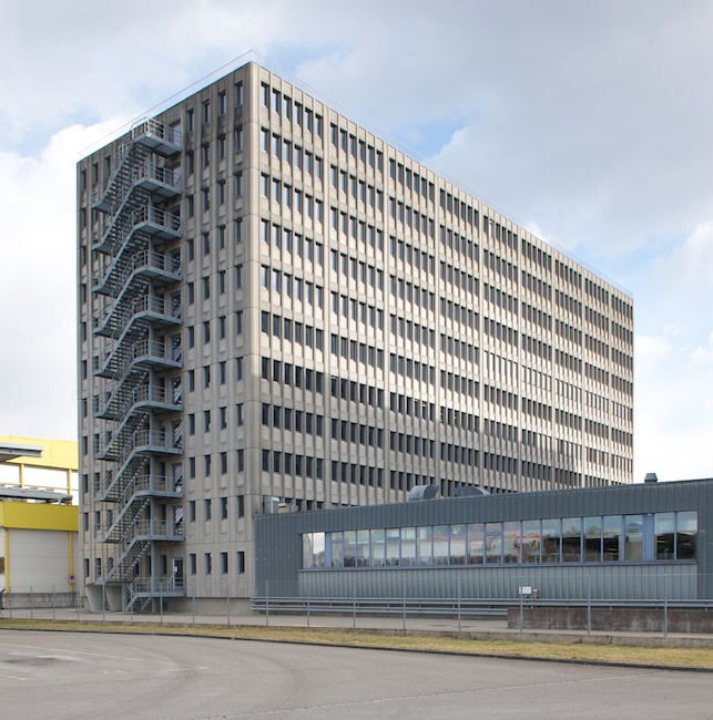 Industriestrasse_15_Lupfig_aussen